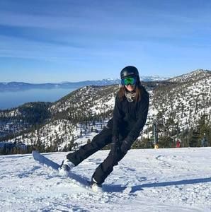 Meet your Posher, Julia